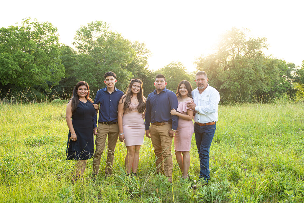 Family photographer in Alvin, Texas